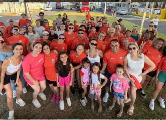 Larissa Santos faz a terceira avenida ferver em Balneário Gaivota