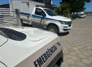 Homem morre dentro do próprio veículo após passar mal, em Araranguá