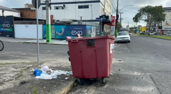 Prefeitura de Araranguá solicita a atenção à coleta de lixo e ao descarte correto de materiais