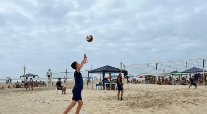 Domingo tem Open Vôlei de Praia em Balneário Arroio do Silva