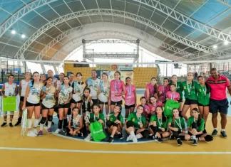 Torneio de vôlei taça Sicredi movimenta Balneário Arroio do Silva