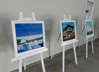 Arte na tela: trabalhos dos Clubes de Mães de Balneário Arroio do Silva são expostos no hall da Prefeitura
