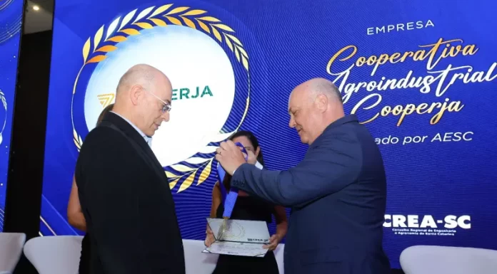 Cooperja recebe Menção Honrosa do CREA-SC