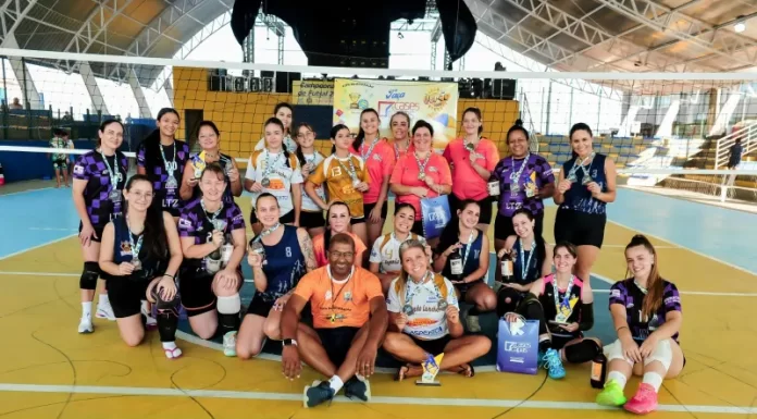 Copa da Integração movimenta a quadra central de Balneário Arroio do Silva