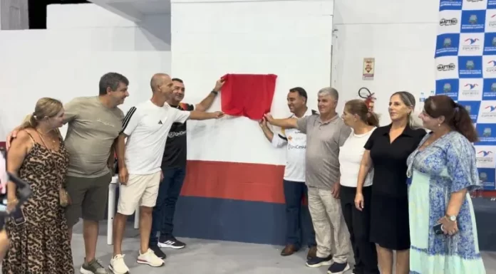Balneário Gaivota inaugura quadra coberta