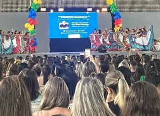 Sombrio participa de evento regional que marca abertura oficial do ano letivo