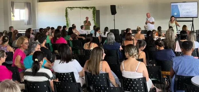 Secretaria Municipal de Educação promove semana de formação para profissionais da rede de ensino de Balneário Arroio do Silva
