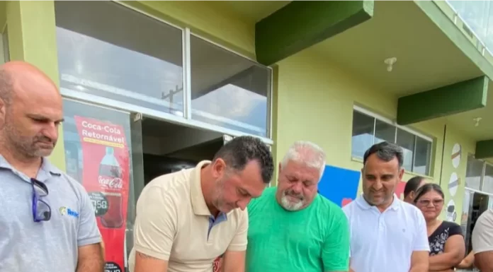 Administração Municipal entrega ordem de serviço para obras de drenagem no Bairro Janaína em Balneário Gaivota