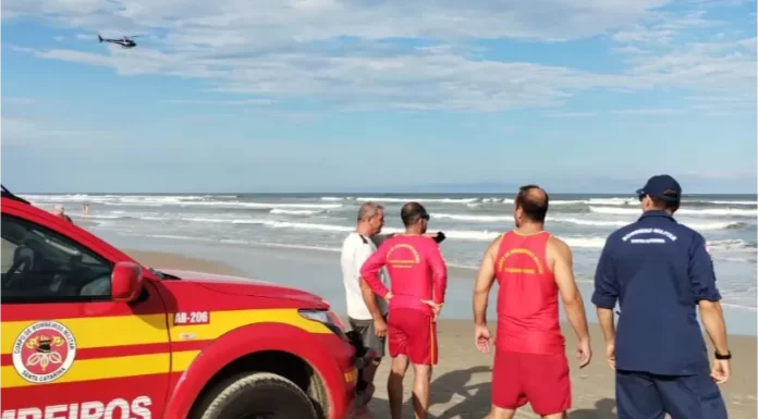 Desaparecimento no mar mobiliza buscas em Passo de Torres