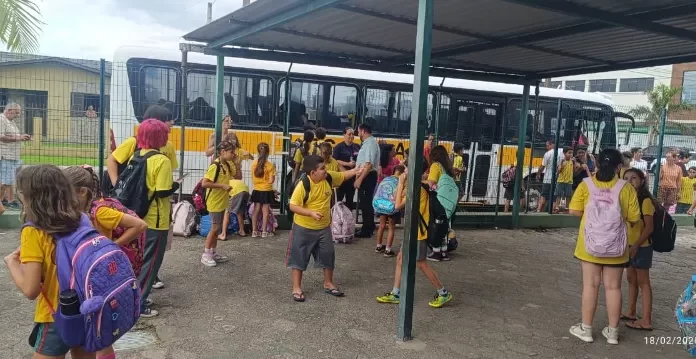 Cerca de 4 mil estudantes retornam às aulas na rede municipal de Sombrio