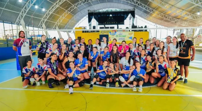 Torneio de vôlei sub-15 feminino taça Sicredi movimenta Balneário Arroio do Silva