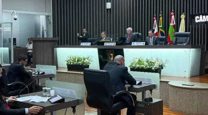 Primeira sessão de março da Câmara de Vereadores de Araranguá debate importantes pautas e aprova requerimentos e indicações