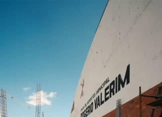 Sombrio: Pavimentações em diferentes bairros, reforma do Ginásio Rogério Valerim e construção de nova unidade de saúde