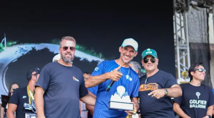 Fernando Silva é o campeão do 2º Festival de Balonismo dos Canyons em Praia Grande