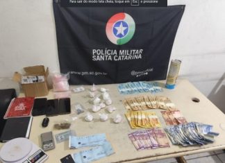 PM apreende mais de 200 gramas de cocaína e dinheiro em operação contra o tráfico em São João do Sul