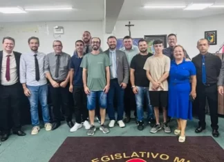 Criadores da Mesa de Showdown recebem homenagem da Câmara de Vereadores de Sombrio