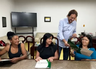 Famílias da Coloninha conquistam matrículas em Araranguá