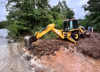 Enxurrada causa estragos em Jacinto Machado