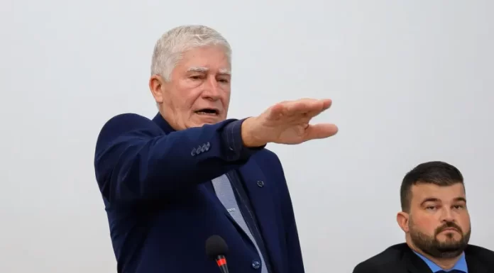 Em Balneário Arroio do Silva, Câmara dá posse a Jorge Freitas após renúncia de Evandro Scaini