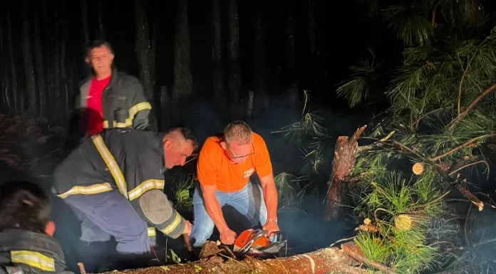 Força-tarefa atua após temporal em Sombrio e região
