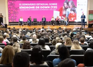 Seminário na Alesc debate inclusão, autonomia e combate à solidão de pessoas com síndrome de Down