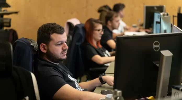 Santa Rosa do Sul oferece graduações gratuitas em Inteligência Artificial e Mídias Sociais