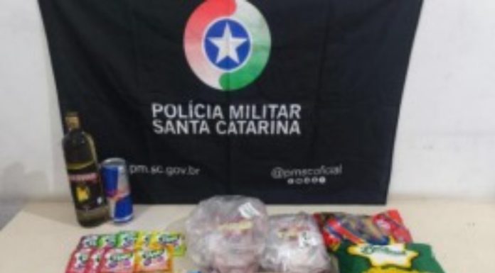 Homem é preso após tentar furtar mais de R$ 300 em supermercado em Balneário Gaivota