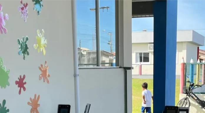 Balneário Arroio do Silva estuda implantação de sistema de segurança com reconhecimento facial nas escolas