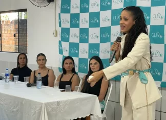 Centro Clínico Glia promove encontro do Abril Azul e destaca importância da informação e acolhimento em Sombrio