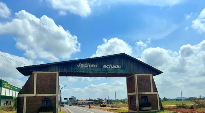 Antigo pórtico dará lugar à ciclovia e espaço de interação comunitária em Jacinto Machado
