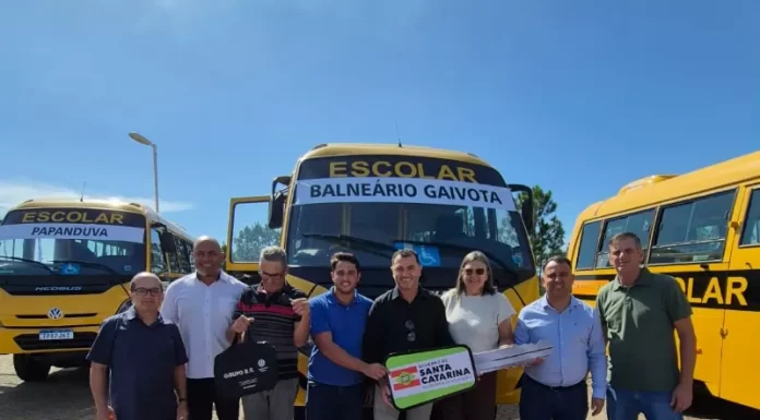 Balneário Gaivota recebe ônibus escolar do Governo do Estado