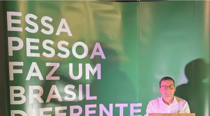 Presidente da CDL de Sombrio participa de evento estadual em Gravatal