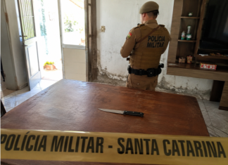 Mulher esfaqueia ex-companheiro em Sombrio