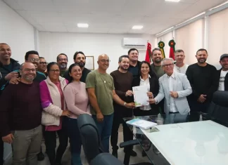 Prefeitura de Sombrio assina ordem de serviço do programa Casa Catarina