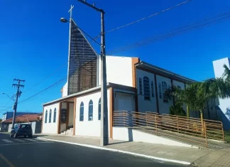 Festa em honra a Nossa Senhora Auxiliadora movimenta Balneário Gaivota