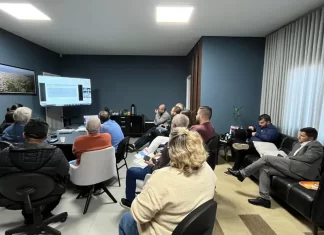 Reunião é realizada sobre o estudo da concessão de água e esgoto de Balneário Arroio do Silva