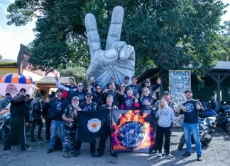 Quinta-feira é dia de #TBT: 5º Moto Caixão 2026 celebra um ano do monumento Rota Biker em Timbé do Sul