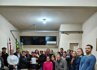 Prefeitura de Praia Grande assina ordem de serviço para pavimentação de quatro ruas no Centro