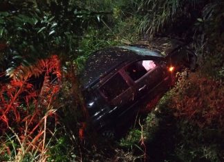 Motorista fica ferido após saída de pista na SC-108, em Turvo