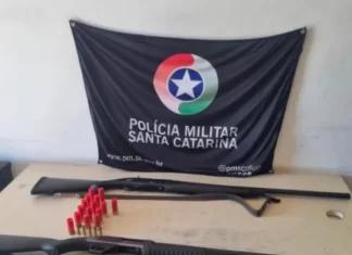 Homem é preso por porte ilegal de armas e munições durante ação da PM em Balneário Gaivota
