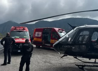 Grave acidente na Serra do Rio do Rastro deixa vítimas presas às ferragens e mobiliza SAER, SAMU e Bombeiros
