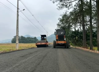 Turvo: Obra da estrada da Vila Rezin se aproxima da pavimentação asfáltica