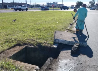 Projeto Recomeçar avança com limpeza urbana em Araranguá