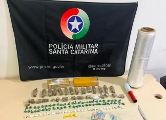 PM prende três homens e apreende mais de 1,3 kg de maconha durante ação contra o tráfico em Turvo