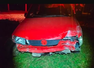 Motorista é preso por embriaguez ao volante após invadir pátio de residência em Santa Rosa do Sul