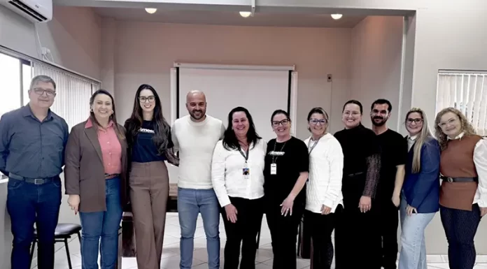 Municípios do CISAS alinham ações para atuação no acolhimento institucional de crianças e adolescentes
