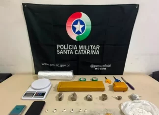Drogas e balanças de precisão são apreendidas após ação da PM em Passo de Torres