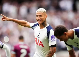 Richarlison revela aprovação em teste para cidadania britânica: “Estudei por três meses”