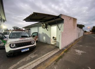 Homem é preso por violência doméstica após agredir companheira em São João do Sul